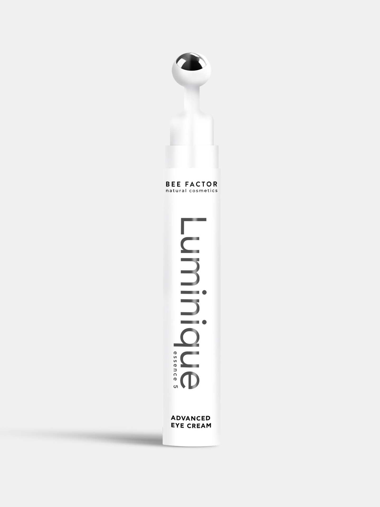 Luminique™ Essence 5 Advanced Eye Cream 15ml | Κρέμα Ματιών για Μαύρους Κύκλους και Πρήξιμο. Ενυδατώνει και μειώνει τις λεπτές γραμμές γύρω από τα μάτια, με ειδικό μεταλλικό ρολερ που βοηθά στην απορρόφηση και βελτιώνει τα αποτελέσματα.